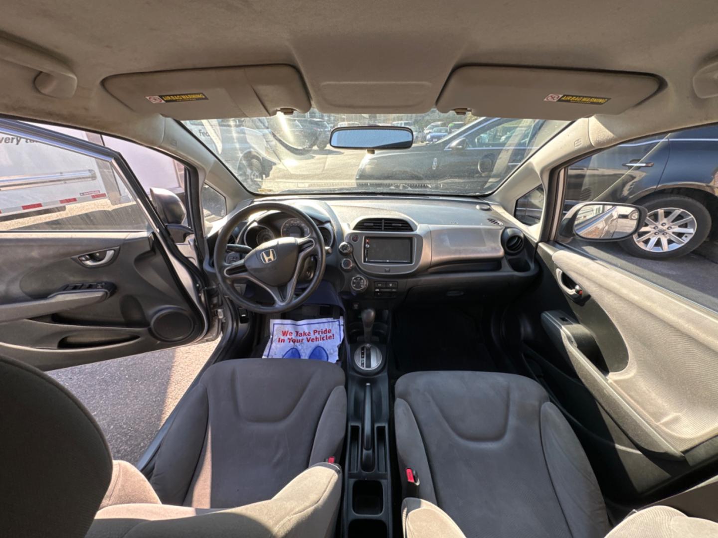 2009 Silver Honda Fit 5-Speed AT (JHMGE88299S) with an 1.5L L4 SOHC 16V engine, 5-Speed Automatic transmission, located at 5700 Curlew Drive, Norfolk, VA, 23502, (757) 455-6330, 36.841885, -76.209412 - Photo#7